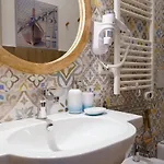 Mediterranea Apartment- Station - Free Wifi&netflix アパート バーリ