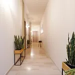 Mediterranea Apartment- Station - Free Wifi&netflix バーリ