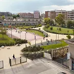 Mediterranea Apartment- Station - Free Wifi&netflix バーリ