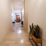 アパート Mediterranea Apartment- Station - Free Wifi&netflix *