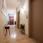 Mediterranea Apartment- Station - Free Wifi&netflix アパート *