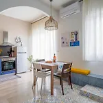 Mediterranea Apartment- Station - Free Wifi&netflix アパート *