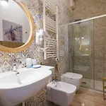 Mediterranea Apartment- Station - Free Wifi&netflix アパート