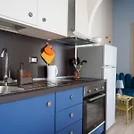 Mediterranea Apartment- Station - Free Wifi&netflix * バーリ