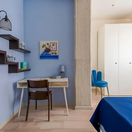 شقة Mediterranea Apartment- Station - Free Wifi&netflix
