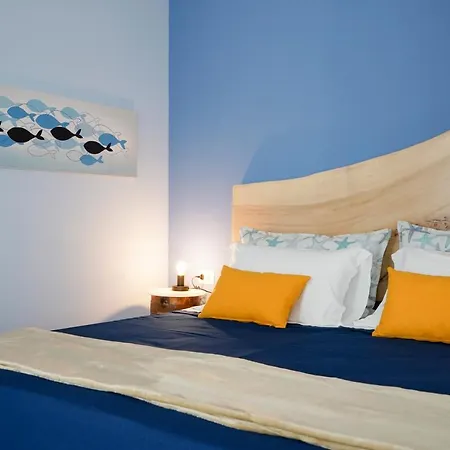 Mediterranea Apartment- Station - Free Wifi&netflix アパート