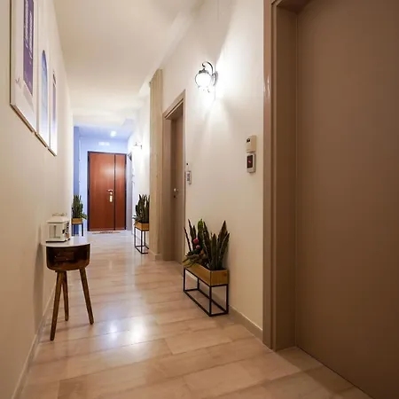 Mediterranea Apartment- Station - Free Wifi&netflix דירה *