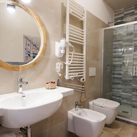 Mediterranea Apartment- Station - Free Wifi&netflix شقة باري