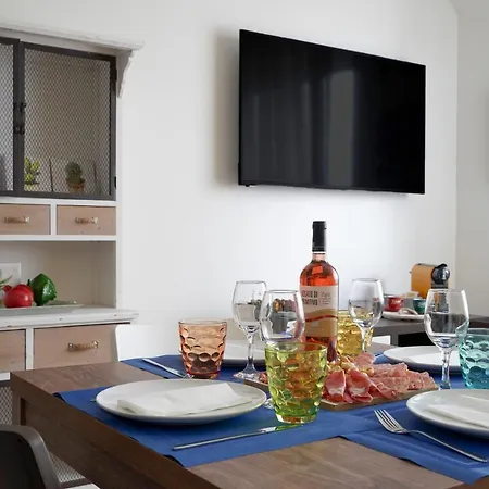 Mediterranea Apartment- Station - Free Wifi&netflix アパート バーリ
