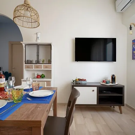 Mediterranea Apartment- Station - Free Wifi&netflix شقة باري