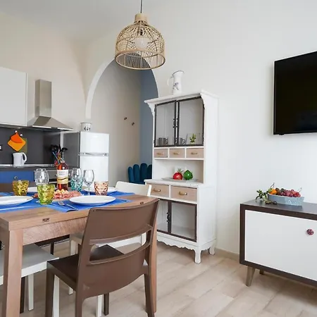 Mediterranea Apartment- Station - Free Wifi&netflix باري