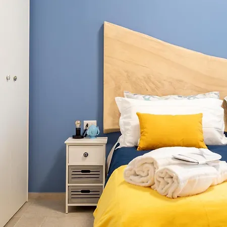 Mediterranea Apartment- Station - Free Wifi&netflix アパート バーリ