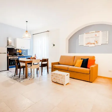 Mediterranea Apartment- Station - Free Wifi&netflix アパート バーリ